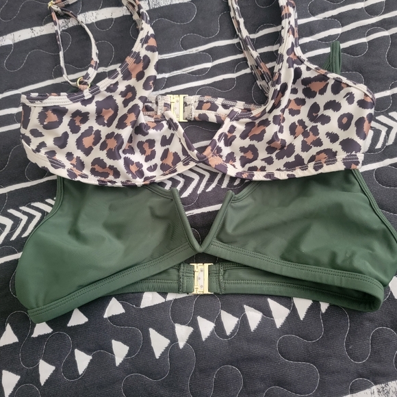 Two bikini tops - Picture 4 of 5